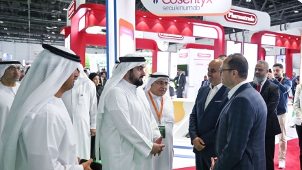 Photo: Ahmed bin Mohammed opens Dubai International Pharmaceutical Technologies Conference and Exhibition
