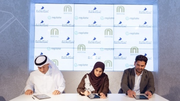 Photo: UAE Food Bank signs cooperation agreement with Majid Al Futtaim and Replate to donate food surplus from food establishments